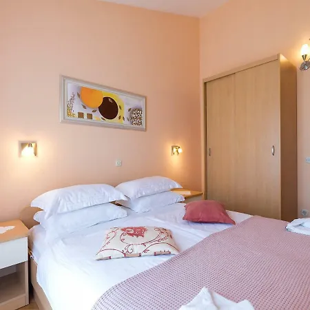 Apartments Nada Vrsar Zewnętrze zdjęcie