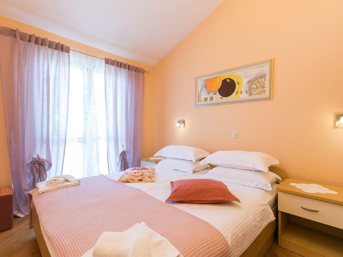 Nada Apartment *
